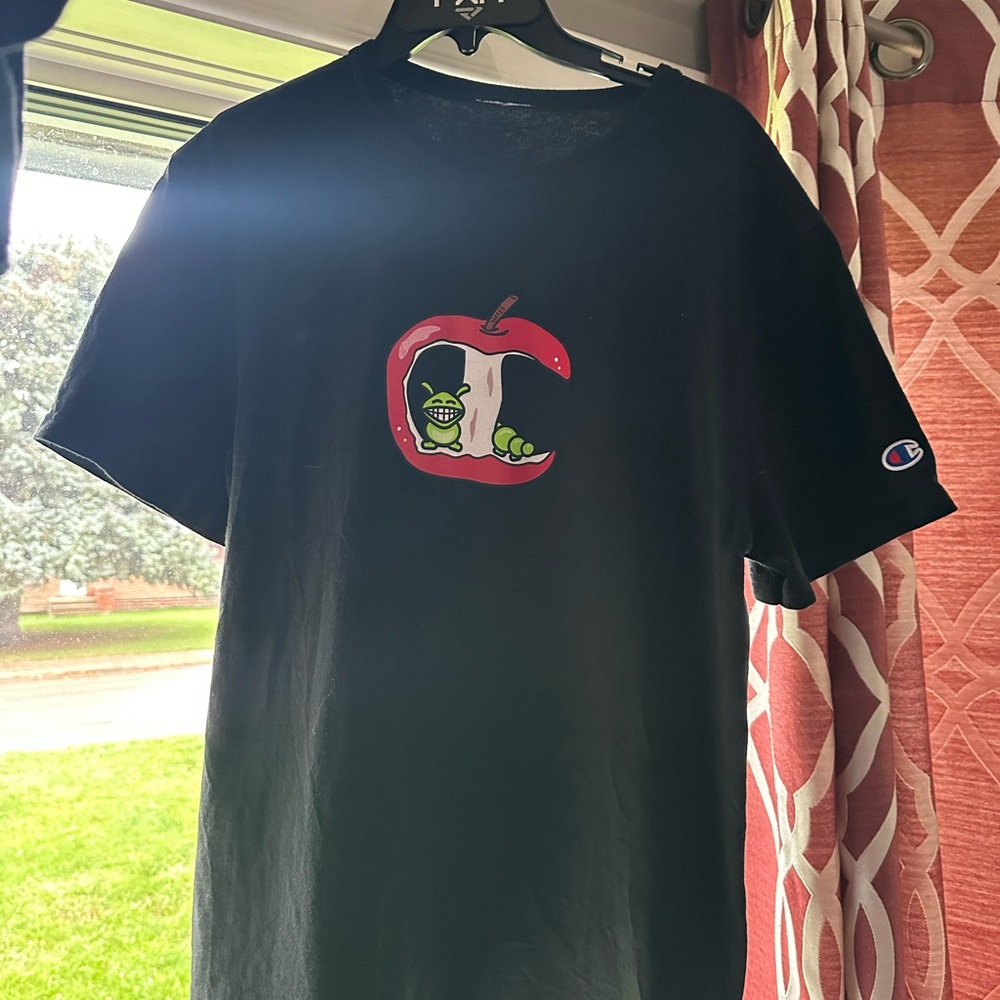 Men’s champion shirt